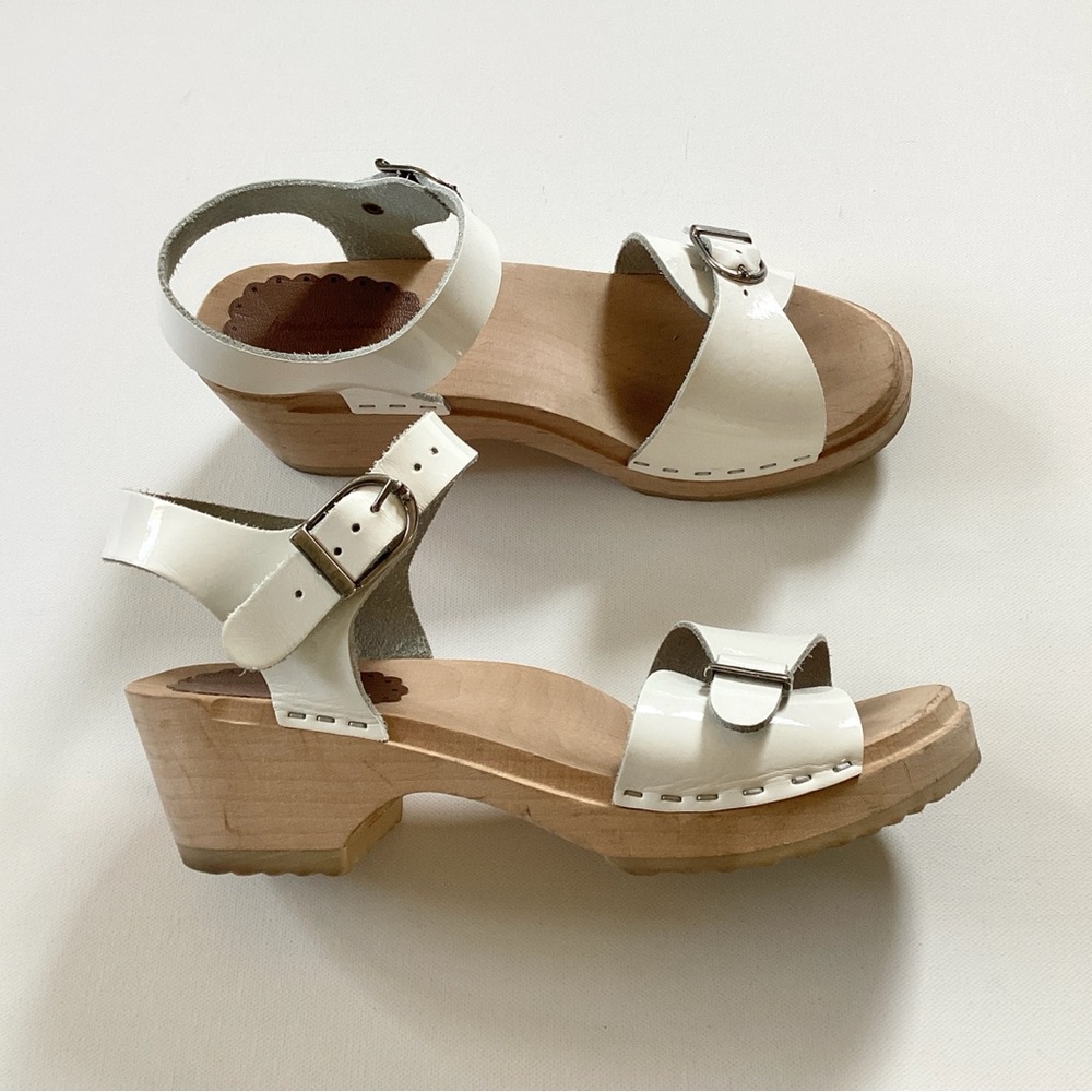 Hanna Andersson White Sandals